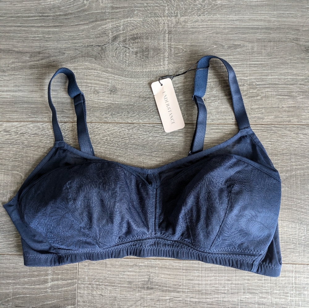 Understance Hugger Smooth Lace Wireless Soft Cup Bra in Navy Blue 40C